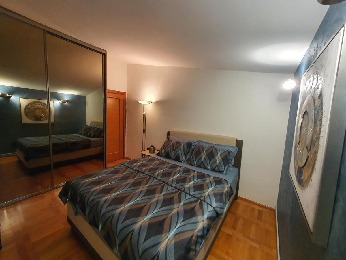 La Grande Apartments Kotor Bagian luar foto