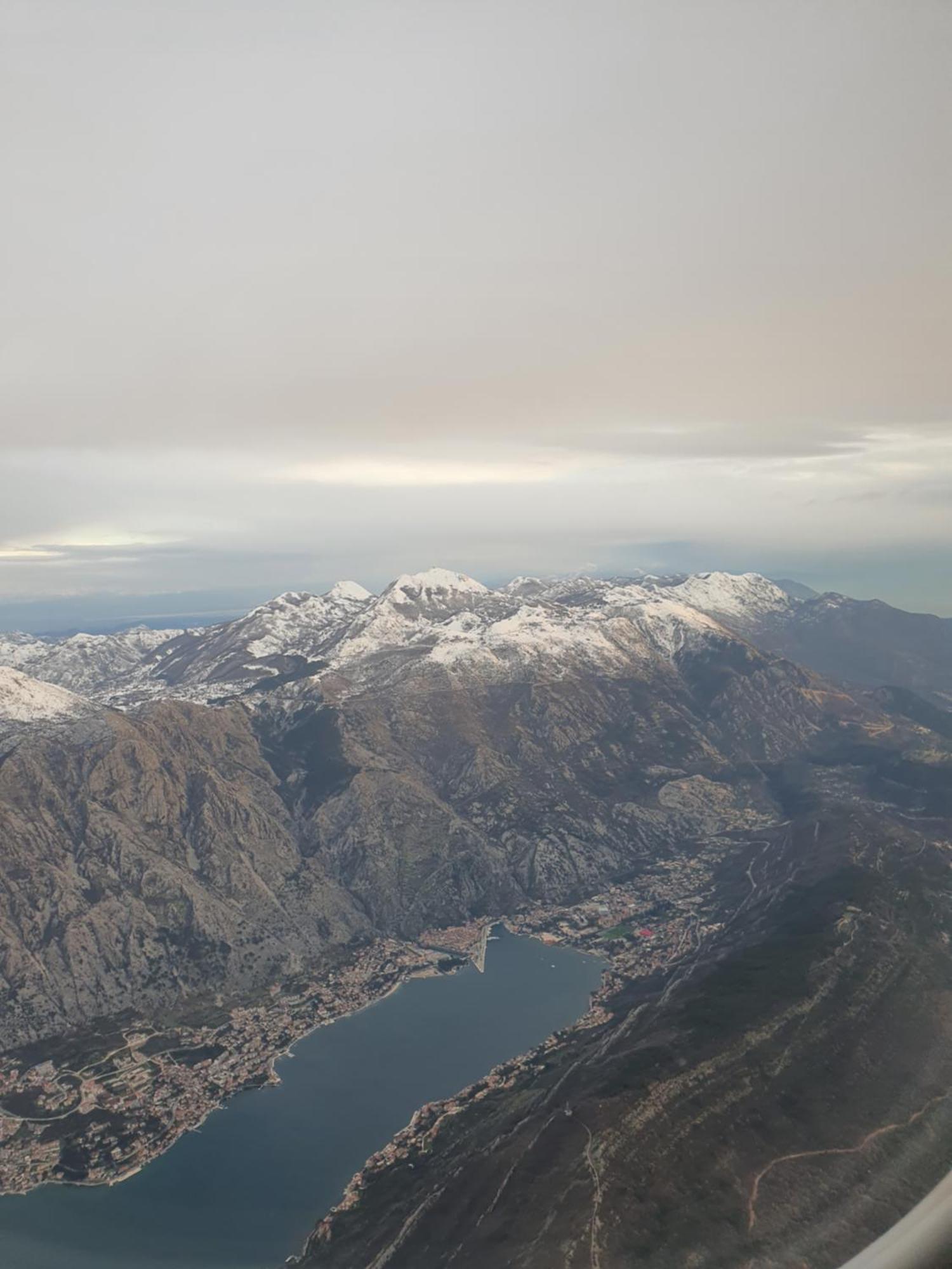 La Grande Apartments Kotor Bagian luar foto